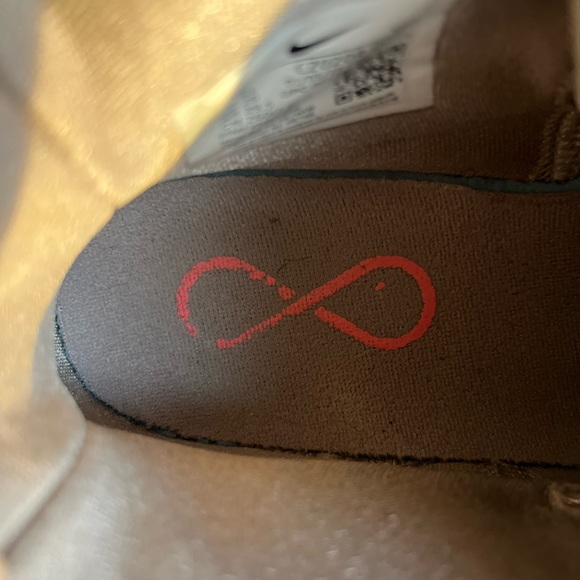 Nike Kyrie Infinity Leopard Camo - Picture 7 of 8